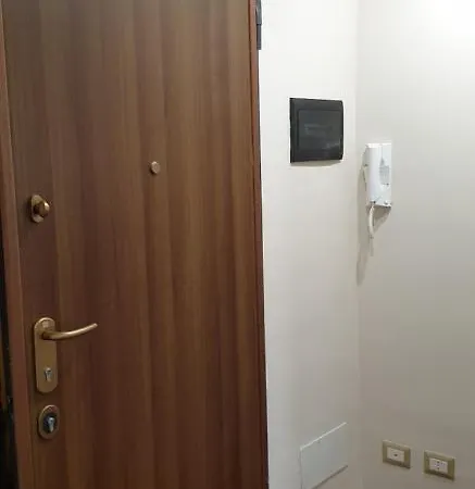 شقة Your House In ميلان